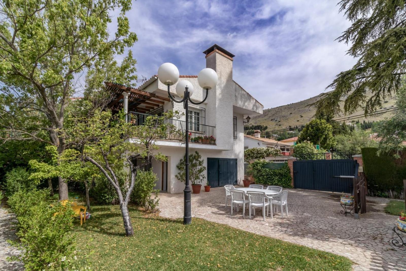 Casa Los Rosales Alfacar Eksteriør bilde