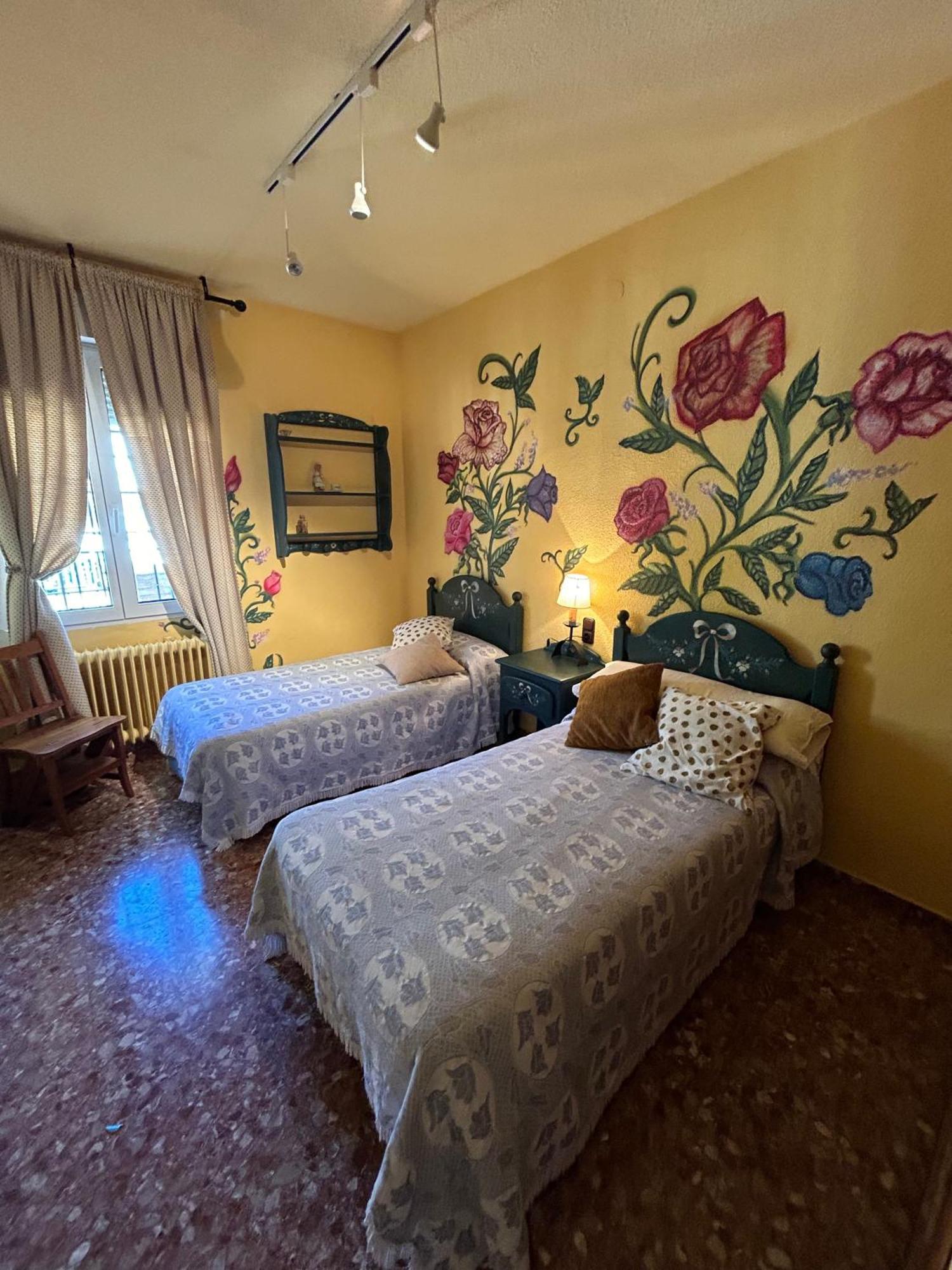 Casa Los Rosales Alfacar Eksteriør bilde